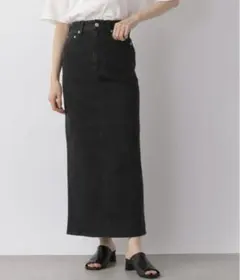 ブラックデニムタイトスカート