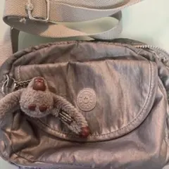 コ*屋様 kipling　キプリングのショルダーバック　シルバー