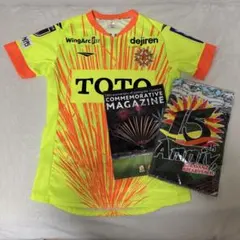 J3ギラヴァンツ北九州ホームユニフォーム 15周年記念パンフレット タオルのサムネイル