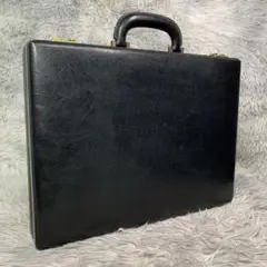 美品 ブリーフケース ビジネスバッグ A4収納 ハンドバッグ レザー ブラック