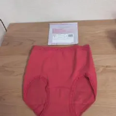 シャルレショーツ赤L