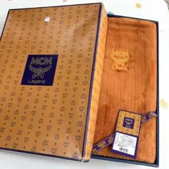 【新品未使用】MCM マイヤーシーツ 敷き毛布 105×230cm 箱付き ロゴ
