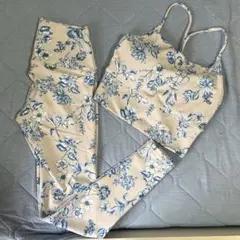 【SUKALA】 花柄ヨガウェア ブラトップ＆レギンス 上下セット S