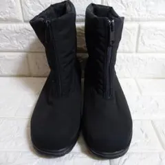 【新品未使用】カナダ製！トゥ・ウォーマーズ ウィンター ジップ ブーツ ８WW