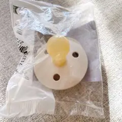 新品　未使用　BIBS ラテックスおしゃぶり ベージュ（0〜6ヶ月用）