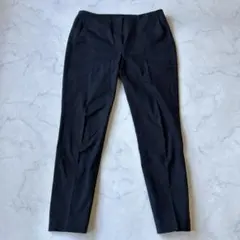 美品✨セオリーテーパードパンツ センタープレス ブラック サイズ0 綺麗め