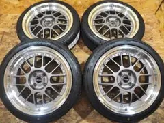 メッシュ ガンメタポリッシュ 195/45R17 7J+38 コンパクトカーのサムネイル