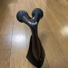 新品未使用MDNA,ＯＮＹＸＢＬＡＣＫ美顔ローラー新品定価税込29480円です交渉ありです ほぼ未使用】MDNA SKIN オニキスブラック 美容ローラー 箱・スタンド付