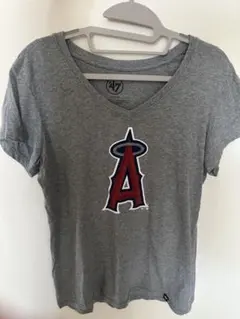 47 Los Angeles Angels Vネック Tシャツのサムネイル