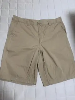 GU ベージュ ショートパンツ Lサイズのサムネイル