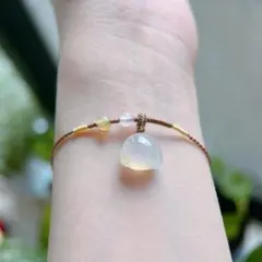 天然ミャンマー産本翡翠 陽綠 蓮の花托ブレスレット - メルカリ