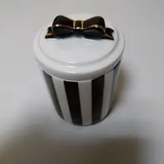 Item thumbnail for item 822ea81a-3b22-4aeb-bf5a-badfb51ae43d