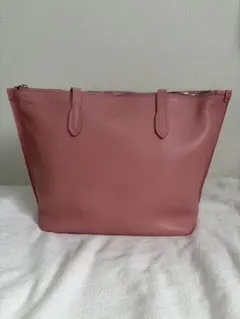 FURLA フルラ レザートートバッグ ピンク A4収納可 シンプル