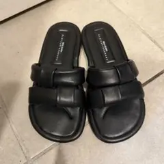 coach 黒のレザートングサンダル 22.5㎝ 23㎝ - メルカリ