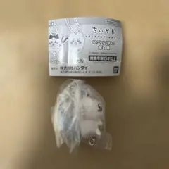 ちいかわ　つまんでつなげてますこっと
