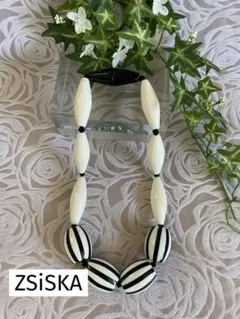 Item thumbnail for item 84db527e-a883-4efb-96e8-3a8c01f42666