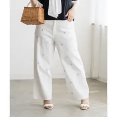 クレット　花柄刺繍デニムワイドパンツ　ホワイトのサムネイル