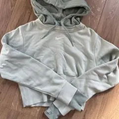 Nike フード付きクロップドパーカー グリーン