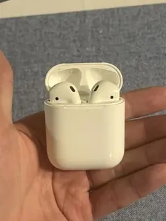 【即日発送】純正 AirPods 第2世代 A2031 左右イヤホン 充電ケースのサムネイル