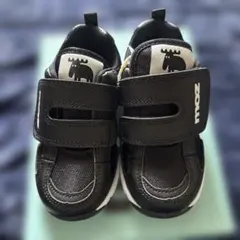 ✨新品未使用✨moz キッズ16㌢のサムネイル