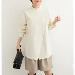 アーバンリサーチドアーズ　スタンドカラーラップデザインシャツ　アイボリー