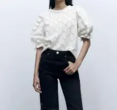 【ZARA　ザラ　バルーンスリーブ　Tシャツ】透かし編み　ホワイト　Sサイズ
