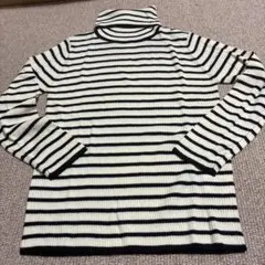 タートルネック ニット ボーダー柄 長袖