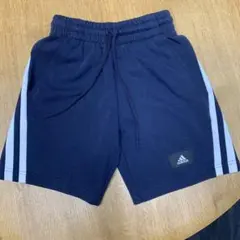 adidas ネイビー ショートパンツ 3本ライン　 メンズxs