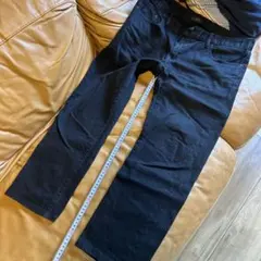 UNIQLO ブラック ストレートジーンズ