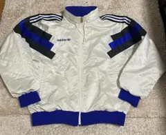 80s adidas デサント製 ナイロン　ジャケット 刺繍　ロゴ アディダス
