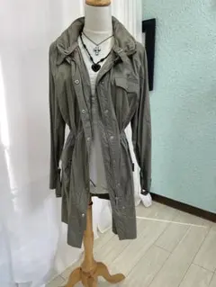 カーキ フード付きモッズコート　春、夏