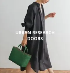 URBAN RESEARCH DOORS リネン100%ギャザーワンピースのサムネイル