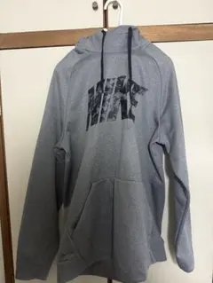 NIKE グレー フード付きパーカー