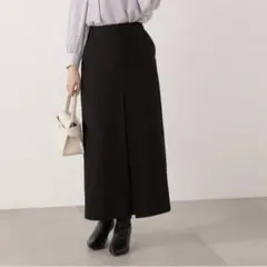 ★タグカット新品未使用★定価11990円フロントタック ナロースカート ブラック