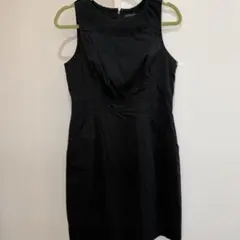 バナナリパブリック　黒　ワンピース　Ｓ　美品　未使用