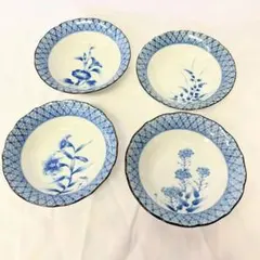 상태좋음 ・希少 有田焼 浅鉢 4枚 絵変り 四季草花 染付 輪花皿 ヴィンテージ