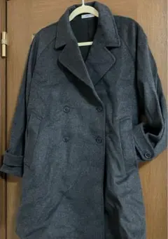 お値段変更　コムサcome ca 冬用コート　ブラック〜濃いグレー　　膝丈