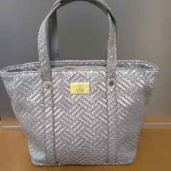 Item thumbnail for item 518e7a23-6d3a-4e02-8ac7-e5e0457a0e4c