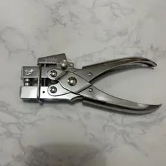 KOKUYO ハトメパンチ 穴あけ枚数15枚 φ5mm