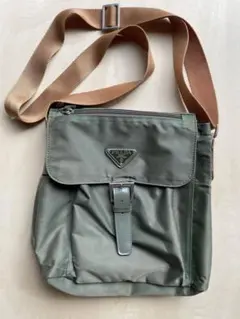 PRADA オリーブグリーン ショルダーバッグ