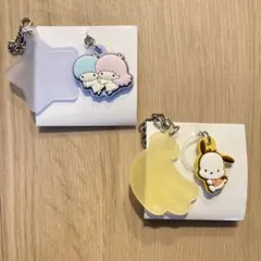 サンリオキャラクターズ　ダブルチャーム