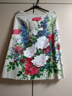 ローラアシュレイ　スカート