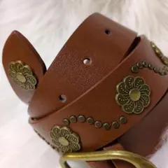 ラス1★ベルト ブラウン スタッズ 花 ウエスタン アメカジ グランジ Y2K