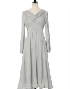 ✨新品✨herlipto Moon Glow Dot Pleated Dress