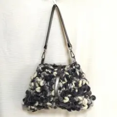 Item thumbnail for item c9f130ad-f44d-4cb2-910d-e5f948161526