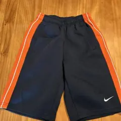 Nike ハーフパンツ　140