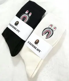 新品未使用　A BATHING APE 　エイプ　靴下 ソックス　刺繍2足