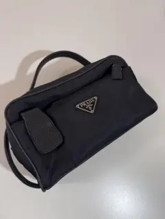 PRADA ブラック クラッチバッグ