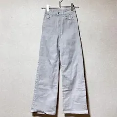 H&M DIVIDED フレアパンツ EUR32 ベージュ 美脚シルエット 上品