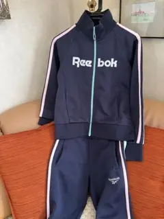最終値下げ　Reebokトラックジャケットセットアップ 上下　レディースＭサイズ